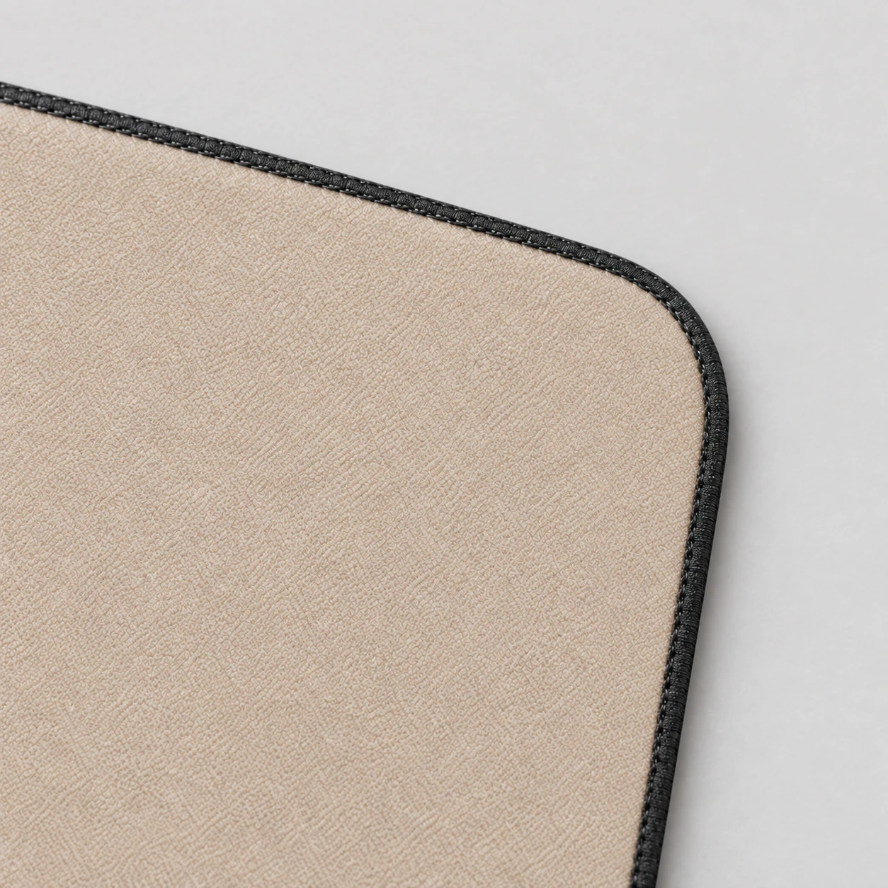 DUNE C2 CONTROL PRO — Corner and edge close-up