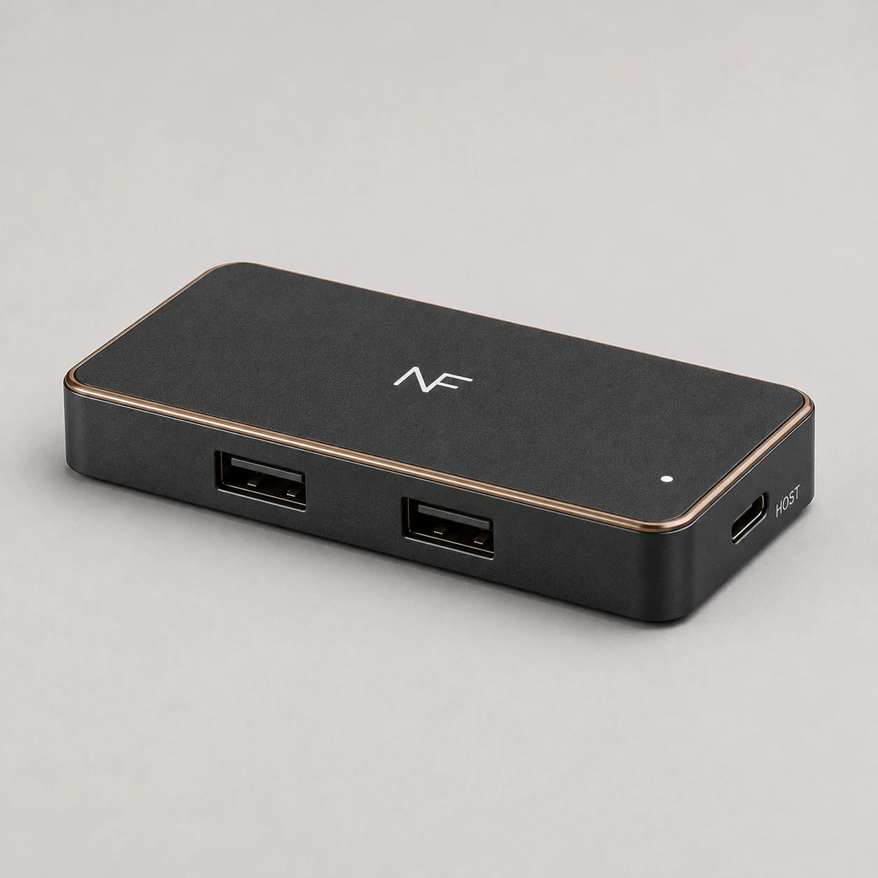 PULSE D4 CORE — منظر بزاوية ثلاثة أرباع